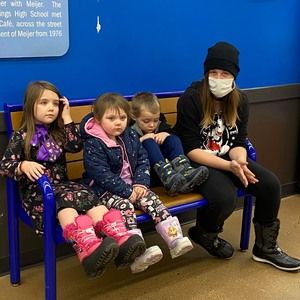 Meet your Posher, Robert